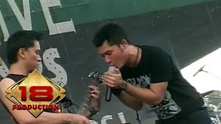 Download lagu Andra And The Backbone - Lagi Dan Lagi  (Live Konser Kotabumi 20 Maret 2008) mp3