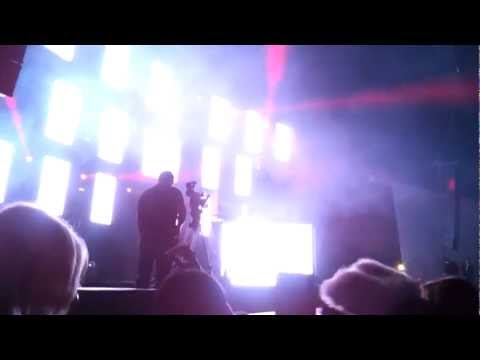 Bob Sinclar - Bob Sinclar's Halloween Party - Bingo Players - Rattle (Original Mix)