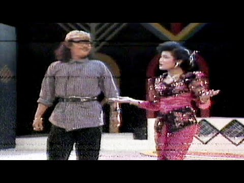 Johny Iskandar & Evie Tamala  -  Jogya Bandung Satu Cinta Satu Jantung