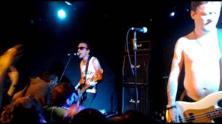 Los Violadores-Solo una agresion-Bluzz Live Montevideo/28/08/16