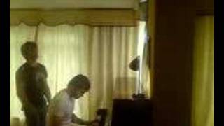 Further To Fly - She loves New York City