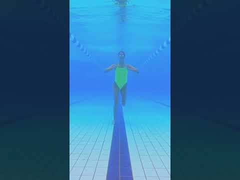 Luclover - “L$D” Tiktok dance underwater #underwaterdance