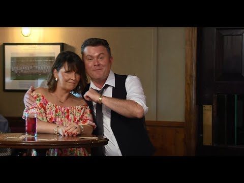 Michael English & The Murphys - Love won't break your Heart Boy (Official Music Video)