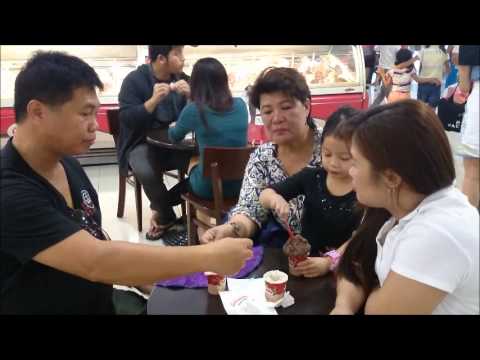 FAMILY ICE CREAM BONDING DEC 29, 2013