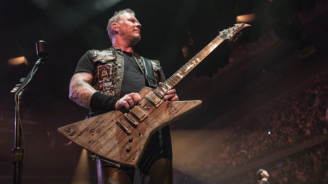 Metallica: James' New Guitar from the 