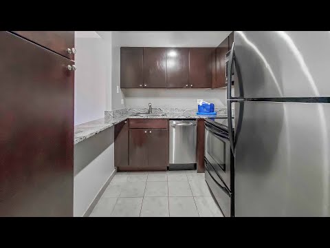 A spacious studio #B3209 in Streeterville at McClurg Court A spacious studio #B3209 in Streeterville at McClurg Court