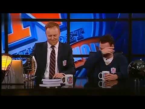 Mick Øgendahl flækker af grin i Natholdet