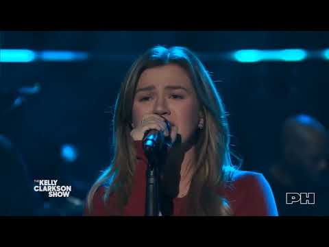 Kelly Clarkson - Total Eclipse of the Heart (Cover Bonnie Tyler) (Live on The Kelly Clarkson Show)