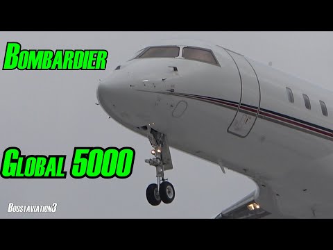 plane Bombardier Global 5000 landing at Paris