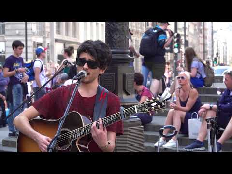 Alessandro Valente Le Tasche Piene Di Sassi by JOVANOTTI (Cover) Picadilly Circus 1of 3