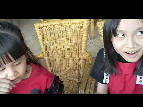 Review Omlandia Restaurant