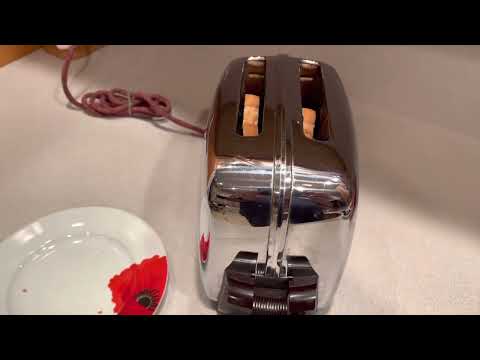 Vintage Toastmaster 1B14 toaster
