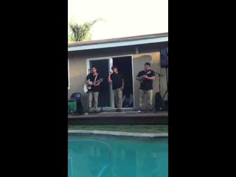 Moises sings "Valerie"