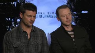 Into Darkness - Star Trek:Karl Urban & Simon Pegg