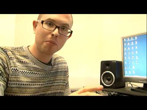 Fifth Gear Web TV - Weekly News Roundup incl. new Ferrari FF (21.01.11)