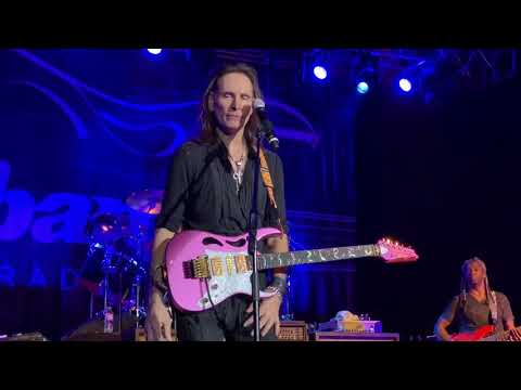 NAMM 2020: Steve Vai Ibanez PIA Concert - Clip 10 - Steve Talking