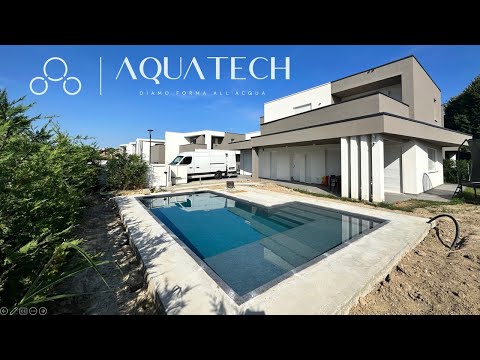 COME COSTRUIRE UNA PISCINA in meno di 8 minuti