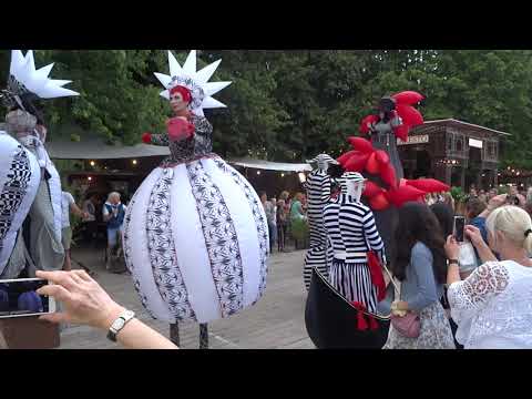 Maschseefest , the show begins