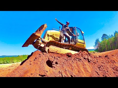 SURFING THROUGH DOZER TRAINING!  BEAUTIFUL PLACE FOR A HOUSE... @idigit4967