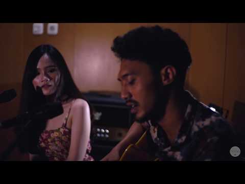 Menunggu Untuk Bertemu - Mocca
