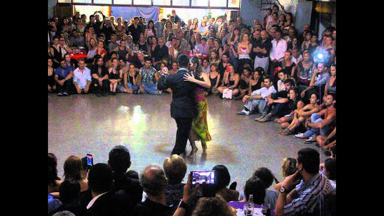 Video thumbnail for SEBASTIÁN ACHAVAL y ROXANA SUÁREZ en Viva La Pepa Milonga (2/2)