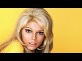 Nancy Sinatra - Sugar Me (cover of the Lynsey de Paul classic)