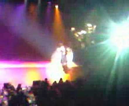 Marinella "Par to fegari kai kanto vera mou"