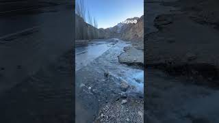 مياه جوفية تنبع وسط الجبال نواحي إملشيل thumbnail