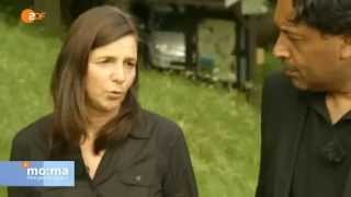 Katrin Göring-Eckardt unterwegs mit Cherno Jobatey