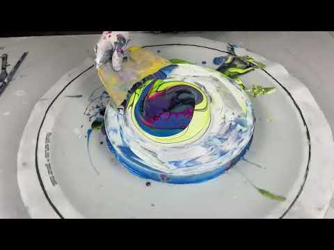 284. Sheleeart Australian Fluid Artist - Failed it /nailed it monster cells