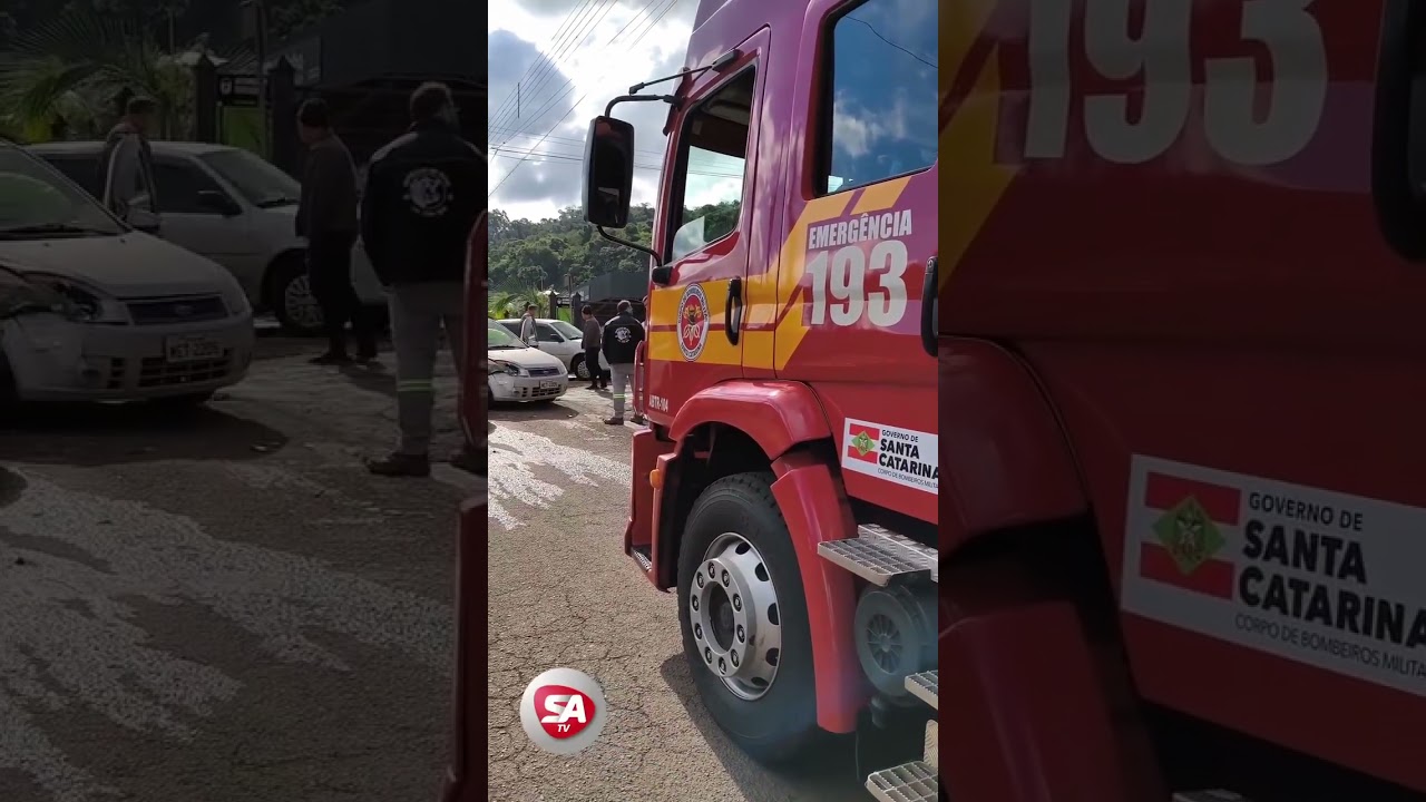 Corpo de Bombeiros de Itapiranga atende colisão entre automóveis em Itapiranga