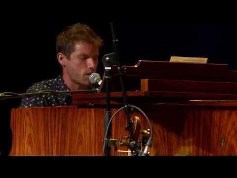 Jon McLaughlin - These Crazy Times (eTown webisode #1024)