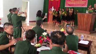 Múa tiếng đàn ta lư