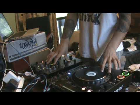 TENMINMIX November 09 - DJ Sanka - Fidget Wobble!!!