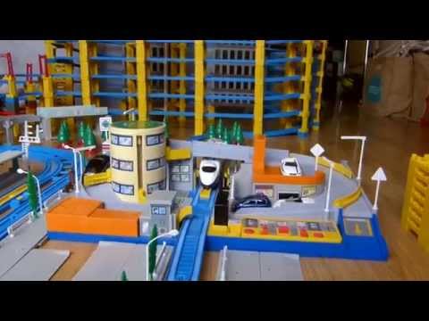 プラレール Tomy Plarail - 4 trains with Mega Station and double spiral layout, v. 2 [HD]