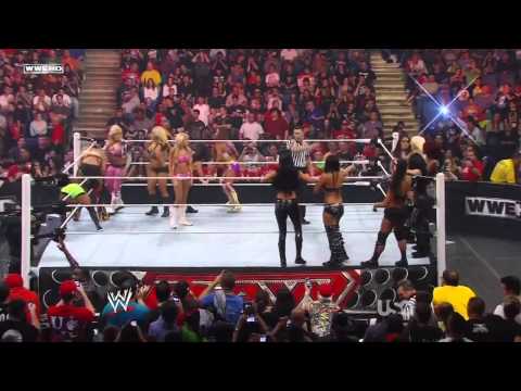 WWE Raw 06/13/11 - 14 Diva Tag Team Match