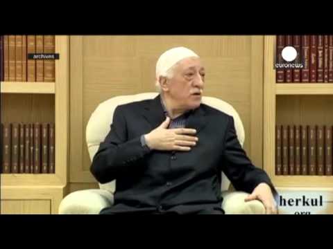 Turkish police storm opposition Bugun TV during live broadcast