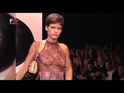 Vintage in Pills EMANUEL UNGARO Spring 2002 - Fashion Channel