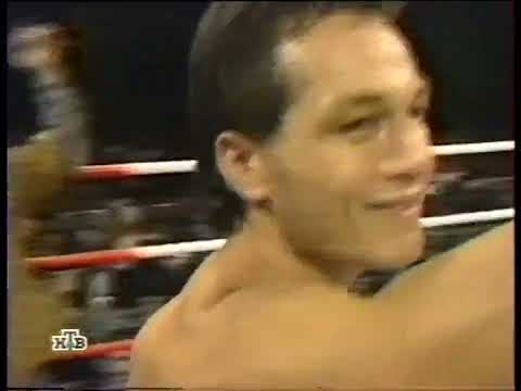 Julio César Chávez vs Tony Lopez