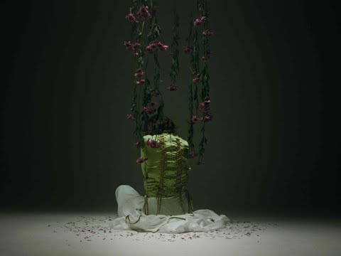 LAURYYN - SOLILOQUIO (Official video)