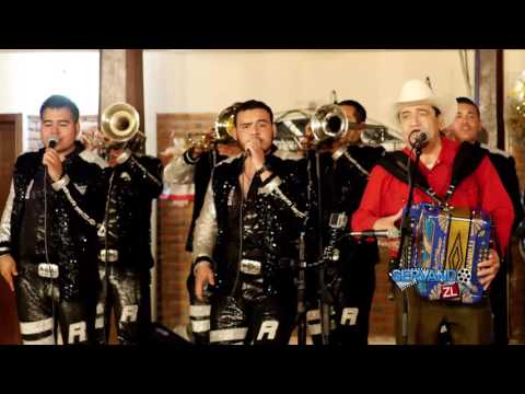 Los Intocables Del Norte Ft. Banda Renovacion - Hay Ojitos (En Vivo 2016)