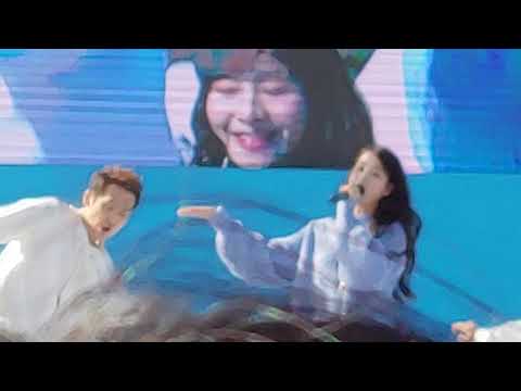 좋은날ㅡ아이유(홀가분마켓)180930