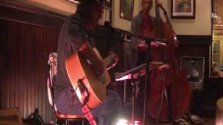 THE PAINTER LIVE @THE GROUNDSWELL_0001.wmv