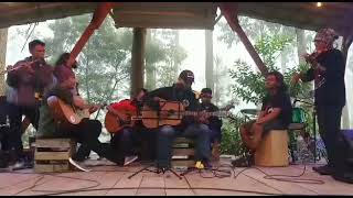 Download lagu Karena Kau Bunda Kami mp3