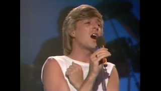 Bucks Fizz - Love Dies Hard