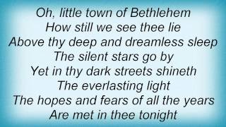 Kenny Chesney - O Little Town Of Bethlehem Lyrics
