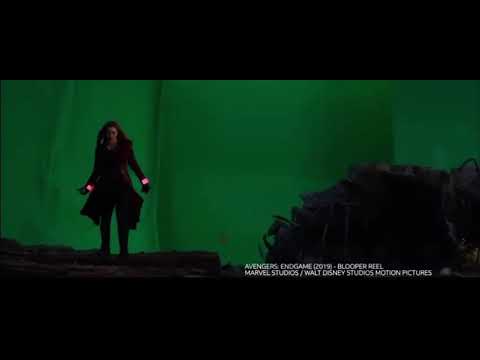 elizabeth olsen falling on set