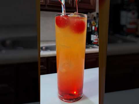 How to Make a MALIBU SUNSET Cocktail 🍹🌅 | Easy Coconut Rum Drink Recipe with Orange and Pineapple 🍊🍍