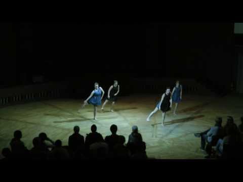 Show Samfundet NTNUI Dans høsten 2013 - A tribute to Each side of the moon