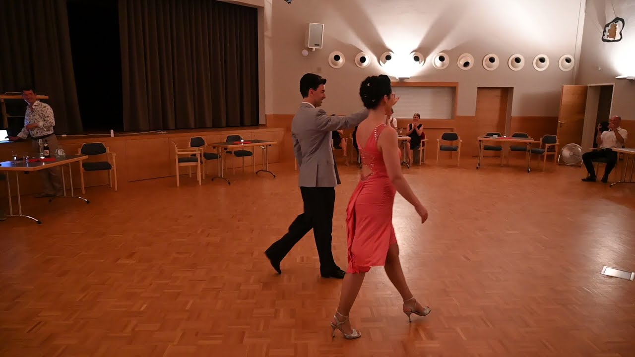 Video thumbnail for Maria Casán & Pablo Ávila: "Viviani" de Carlos Di Sarli